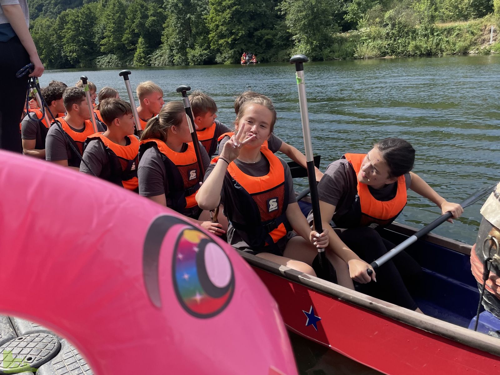 Schüler-Cup „School Dragon Battle“: Hardenstein-Gesamtschule zeigt Teamgeist auf dem Wasser